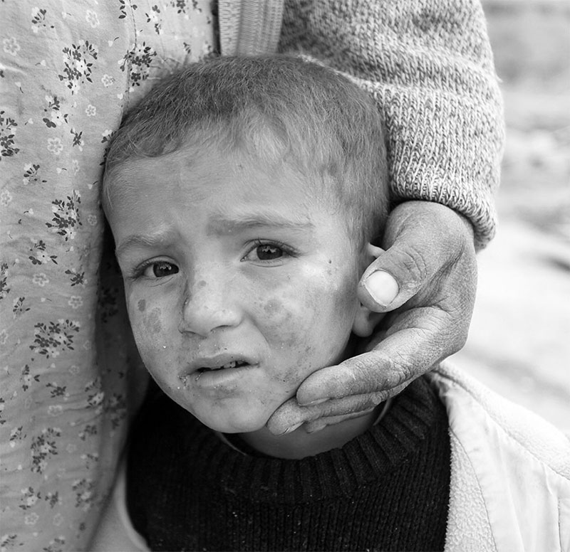 Turkey-Syria-earthquake-2023-boy-mother